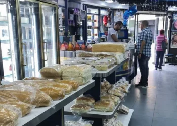 ¡Compran el Pan en Cuotas! Empleados de Comercio claman por medidas urgentes