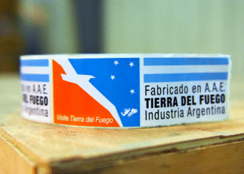 Ya podés comprar celulares y televisores más baratos en Argentina