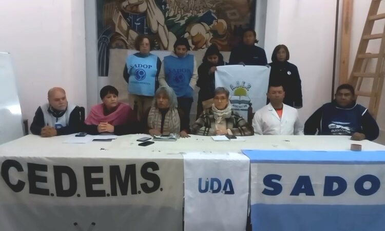 En pie de guerra. Gremios docentes refuerzan sus medidas de fuerza