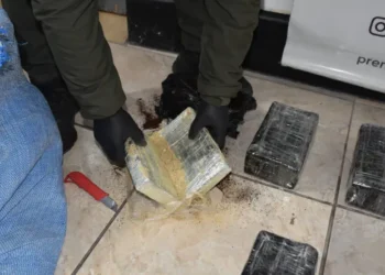 Incautaron 16 kilos  de cocaína en micro con origen en Jujuy