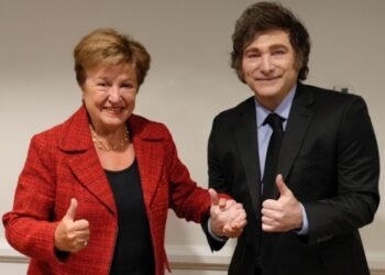 El FMI Aprobó la primera revisión del acuerdo con Argentina