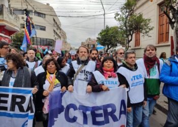 Gremios estatales y privados de Jujuy convocan a plenario para enfrentar la crisis