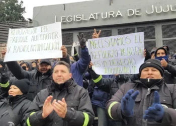 Inspectores de Tránsito reclamaron en la Legislatura