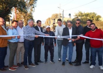Sadir inauguró nueva pavimentación en Alto Comedero