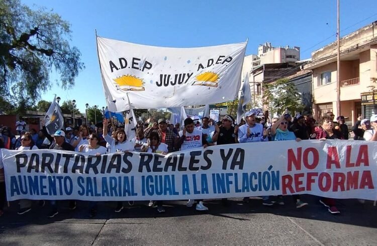 La lucha que no tiene fin: Gobierno y gremios docentes retoman paritarias