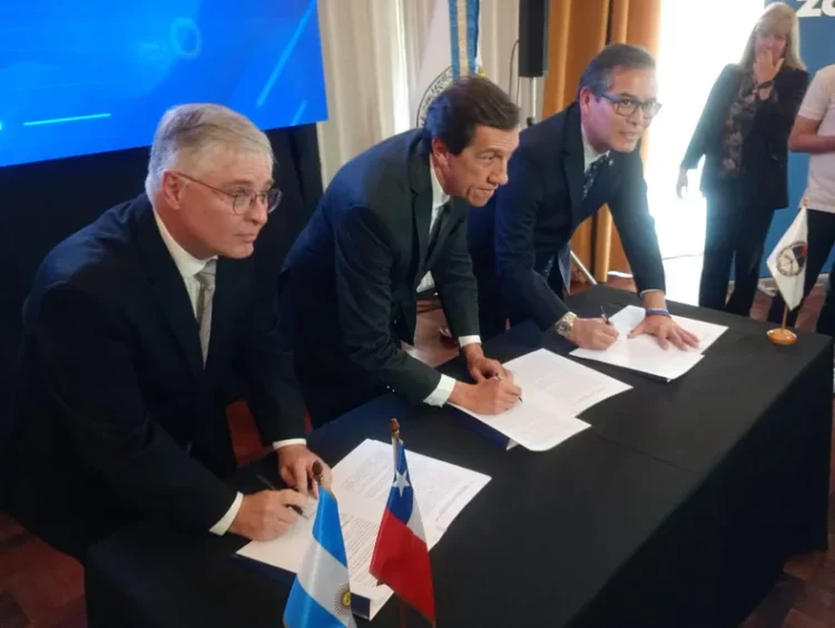 Jujuy firmó acuerdo para instalar una oficina de la  Zofri  en San Salvador