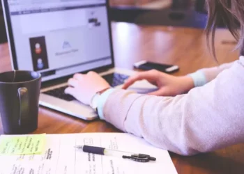 Dictaran clases virtuales en los barrios afectados por el corte de agua programado para el jueves