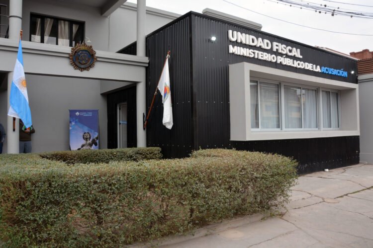 Descubren red de «narcopolicías» en la capital