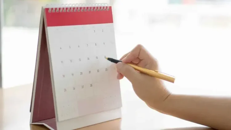 Se oficializó el traslado del feriado del 12 de octubre