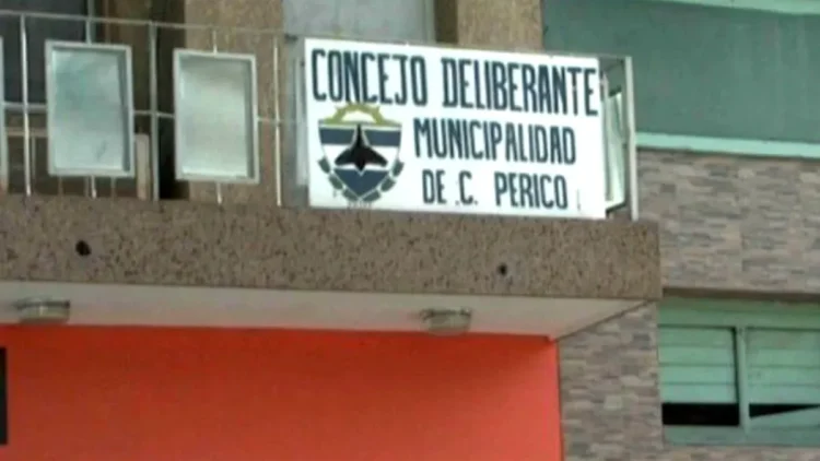 Perico en llamas: denuncian la expulsión ilegal de una concejal y piden la intervención del municipio