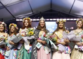 María Victoria Zamar, del colegio Santa Bárbara, es la nueva representante de la Capital de la FNE 2025