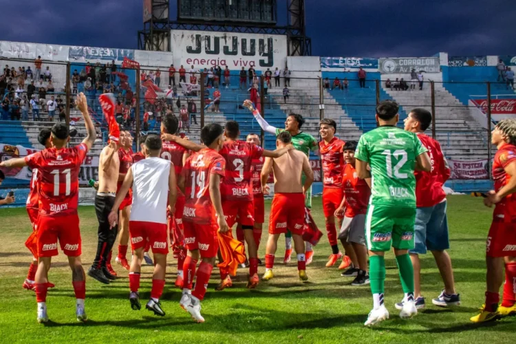 Sportivo Palermo y Atlético San Pedro se coronaron campeones de la Copa Jujuy