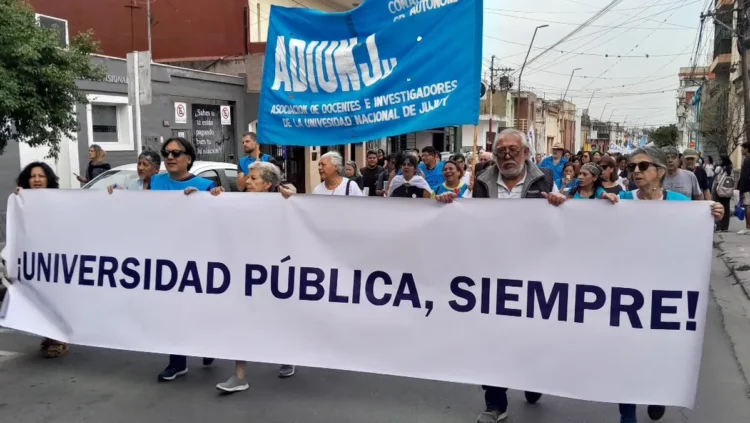 Docentes de la UNJu de paro por el financiamiento universitario y crisis salarial