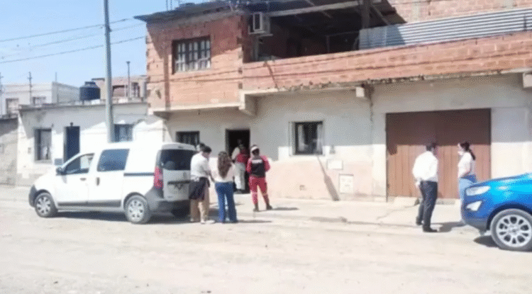 Mató a su madre y convivió con el cuerpo varios días