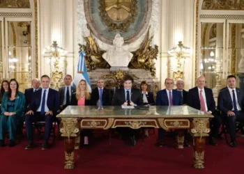 Milei Anunció cambios en su Gabinete tras las elecciones del domingo 26 de octubre