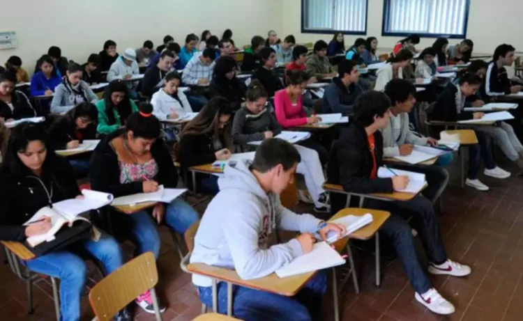 Solo la mitad de los inscriptos se presentó a rendir para el ingreso de la carrera de Medicina en Jujuy