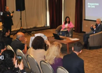 Elecciones legislativas: Pedro Pascuttini presentó su plataforma de proyectos de ley