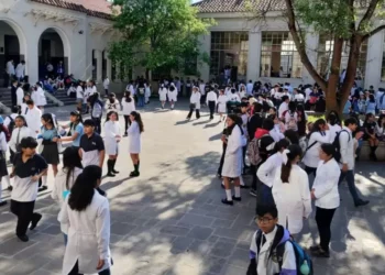 Sorteo de «Momento» para colegios con sobredemanda para el ingreso a primer año