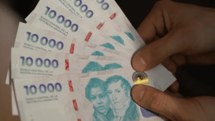 Mirá quién cobra hoy el aumento y el bono de $70.000