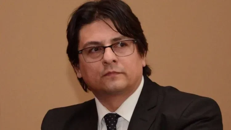 En medio de un escándalo, renunció el Procurador del MPA Sergio Lello Sánchez