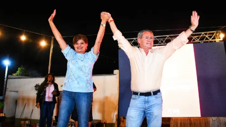 Elecciones legislativas: Candidatos prometen no ser el otro, pero sin propuestas concretas