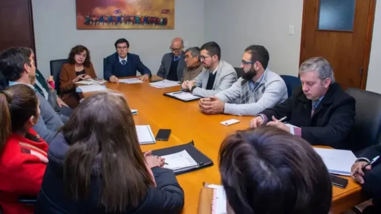 Gremios y Gobierno se ven nuevamente las caras