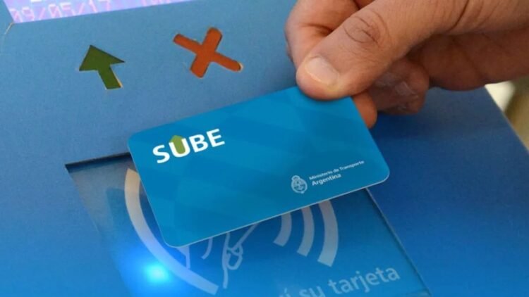 ¿Andás crocante? La SUBE aumentó el saldo negativo en octubre y mirá para cuántos viajes te alcanza