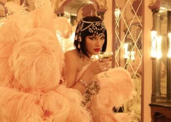 Taylor Swift ya no es una poeta torturada: lanzó «The Life of a Showgirl»