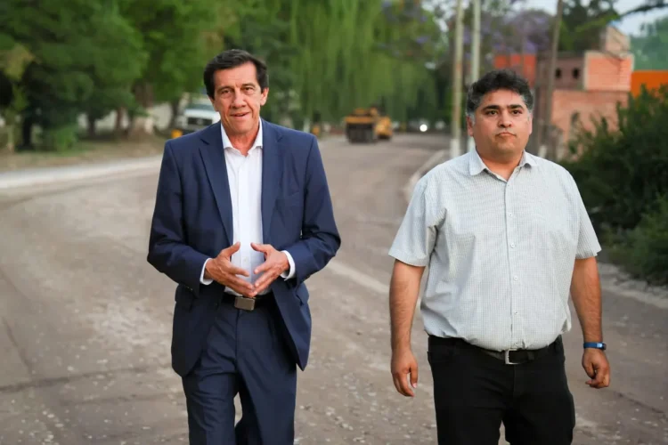 Acá no pasó nada: tras la paliza en las elecciones, Sadir recorrió obras en Monterrico