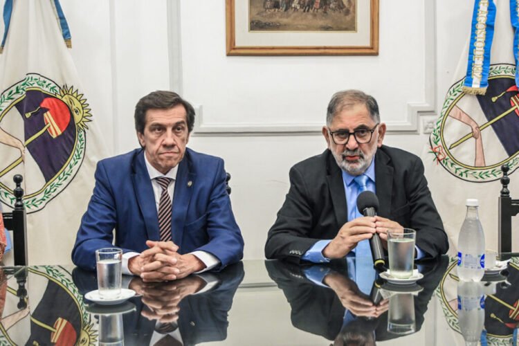 Salió el ranking de gobernantes: ¿Sadir y el “Chuli” en qué puesto quedaron?