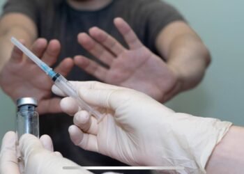 Diputada antivacunas pasó vergüenza en un evento del Congreso