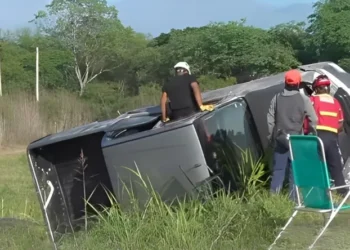 Mañana complicada en Ruta 66: Un vuelco seguido de un choque cerca de Finca El Pongo