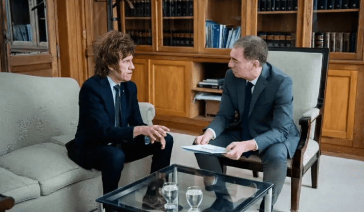 Sadir se reunió con Santilli en Casa Rosada