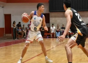 Jujuy Básquet venció a Amancay en La Rioja y despide el 2025 con un triunfo