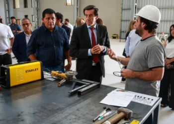 Sadir de paseo: Recorrió el Parque Industrial de Palpalá