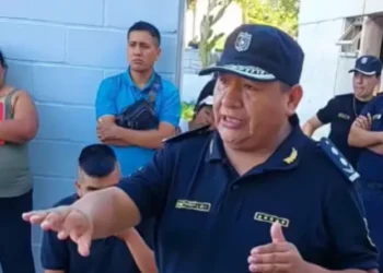 Mejor quedarse callado: Un policía dijo, tras el asesinato del adolescente, que «si no hubiera salido a la noche…»