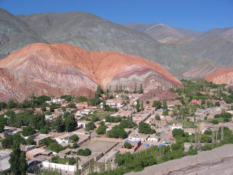 Trágico Hallazgo en Purmamarca: Encontraron Sin Vida a un Joven a Orillas del Río