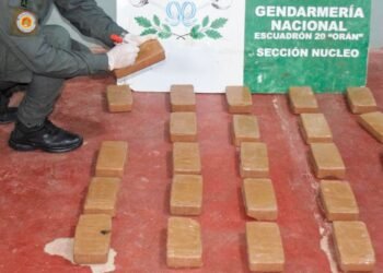 Quisieron cruzar más de 25 kilos de pasta base al norte del país