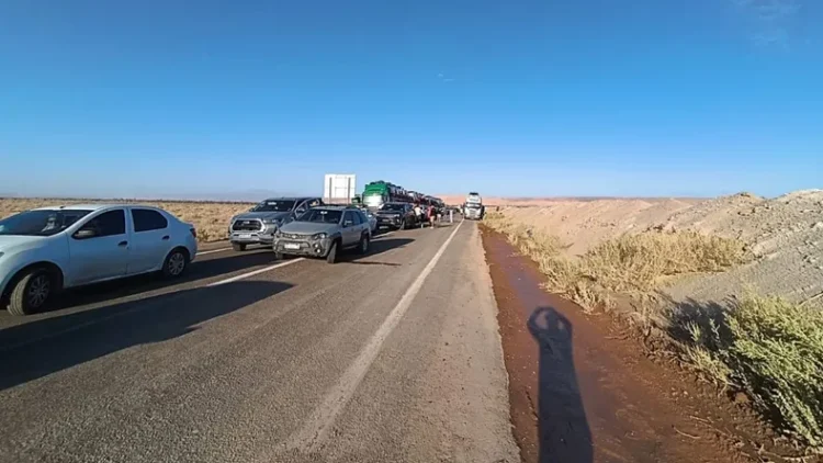 Reabre el Paso de Jama: Comenzó el cruce de vehículos tras cuatro días de bloqueo