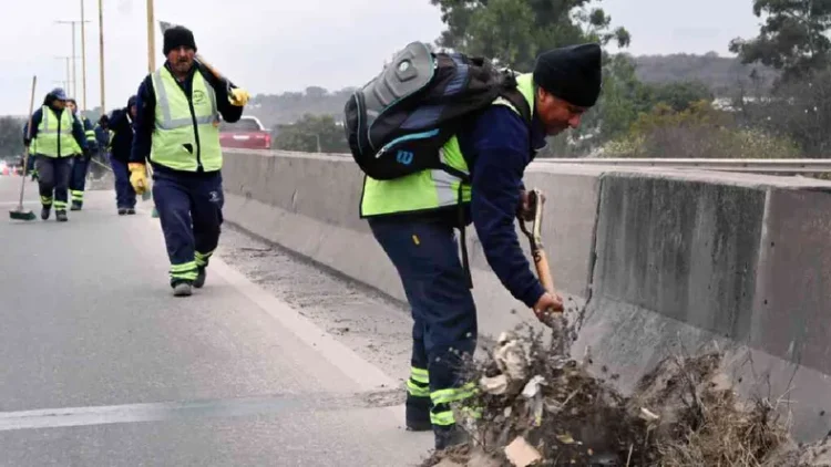Corte parcial en Av. General Savio por tareas de limpieza