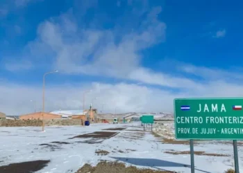 Alerta en la frontera: El Paso de Jama continúa cerrado por nieve y tormentas