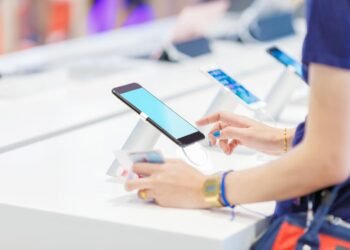 ¿Se viene tecnología más barata? Bajan impuestos a celulares, consolas y electrodomésticos