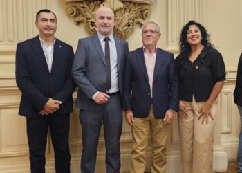 El flamante Ministerio de Minería oficializó a sus funcionarios