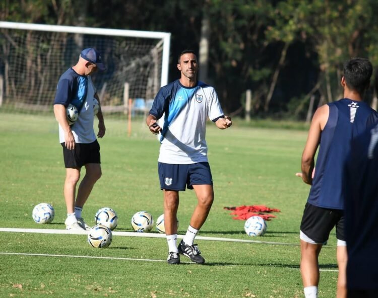 Pellerano palpita el debut de Gimnasia en Copa Argentina y destaca la preparación del equipo