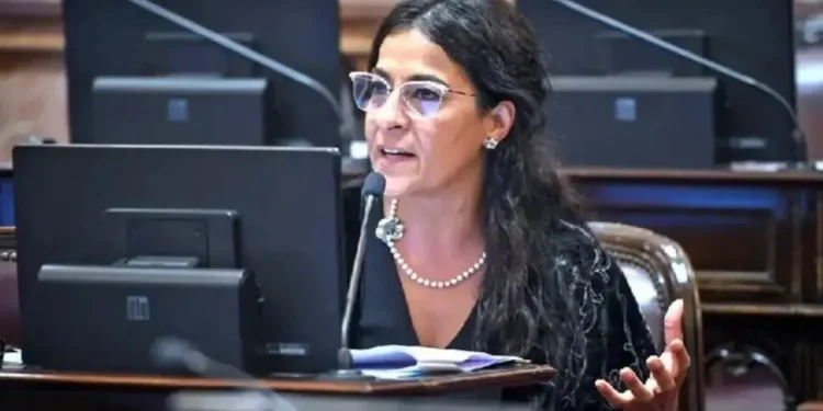 Fractura en el Senado: Carolina Moisés presidirá el nuevo bloque peronista «Convicción Federal»