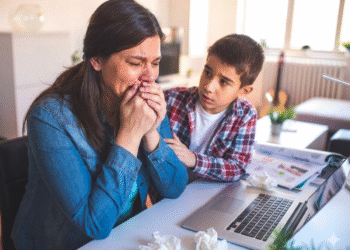 Basta por favor: Esto vas a gastar en la Canasta escolar tecnológica 2026