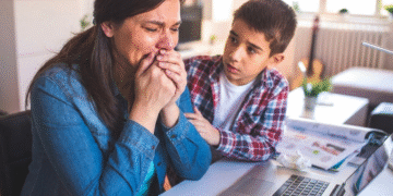 Basta por favor: Esto vas a gastar en la Canasta escolar tecnológica 2026