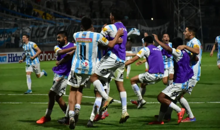 Alerta Lobo suelto en Salta: Gimnasia debuta en el 2026