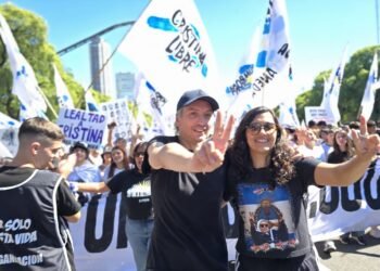 Leila Chaher reapareció lejos de Jujuy y marchó con La Cámpora