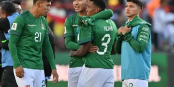 Bolivia a un paso del Mundial 2026: debuta hoy en el repechaje frente a Surinam